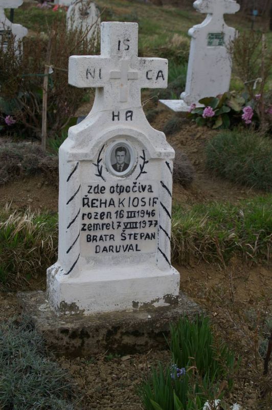 Bígr - hřbitov