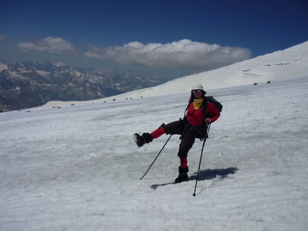 Kavkaz, Janča se raduje po úspěšném výstupu na Elbrus