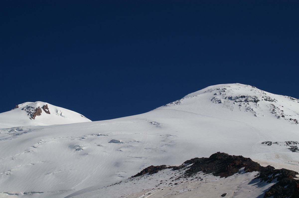 Kavkaz, oba vrcholy Elbrusu