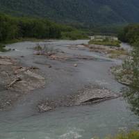 Popis: Kavkaz, řeka Aksaut