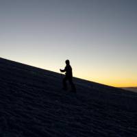 Jana stoupá na vrchol Elbrusu