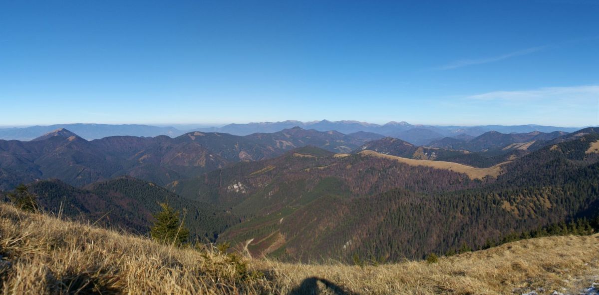 Panoráma - z Rakytova pohled na Malou Fatru