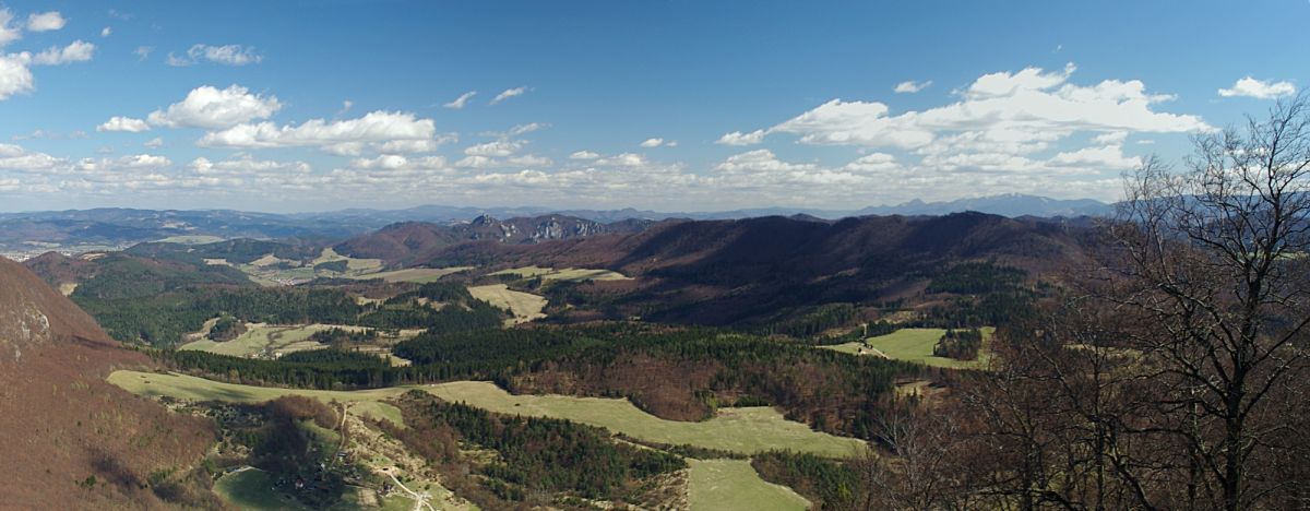 Panoráma z Velkého Manína - Velká Fatra, Sulov, Kysucké Beskydy