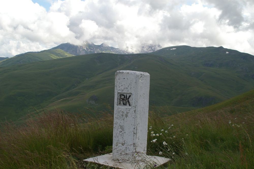 Kosovský hraniční patník