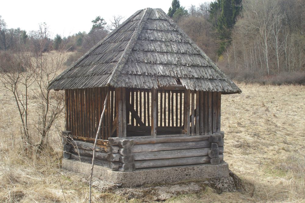 Staré studna na Silické planině