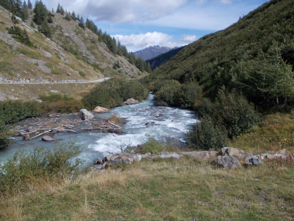 Jezero v údolí Val Veny