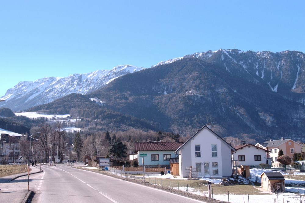 Rax z údolí (od obce Hirschwang)
