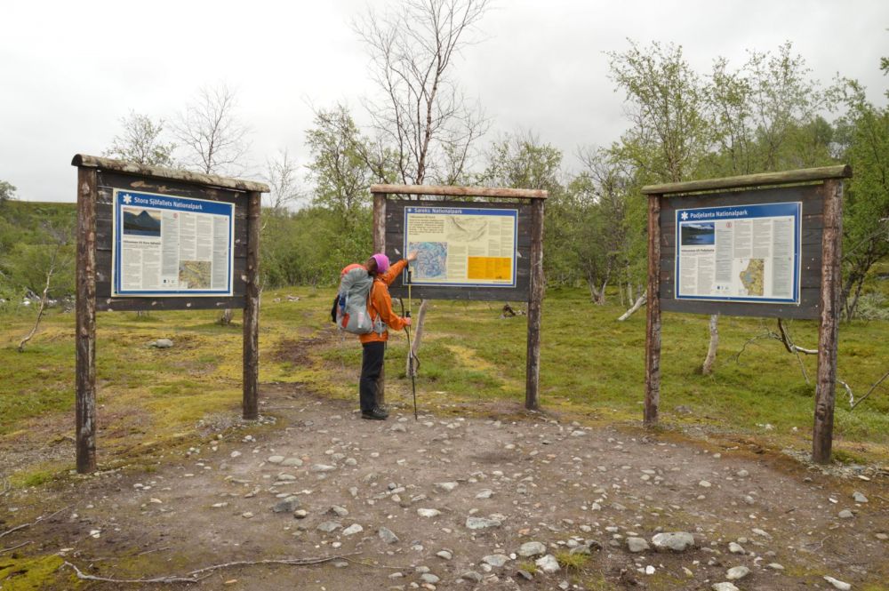 Hranice třech národních parků: Padjelanta, Störa Sjeffelet a Sarek.