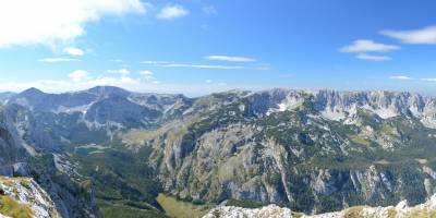 Popis: Pohoří Trnovčki Durmitor, Trnovačko jezero a Volujak z Crnohorského Magliće