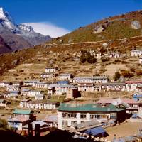 Popis: Namče Bazar (3440 m), jedno z center  Khumbu,
