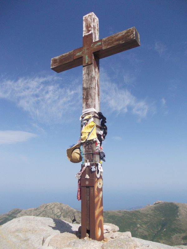 Na vrcholu Monte Incudine, 2134 m n.m., nejvyšší hora jižní Korsiky