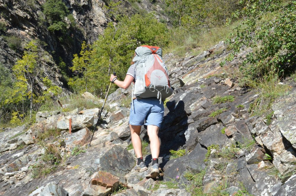 Skály hned nad Bourg-d'Oisans