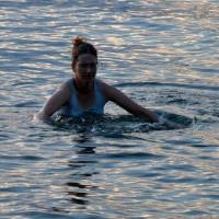 Popis: Koupání v Ženevském jezeru