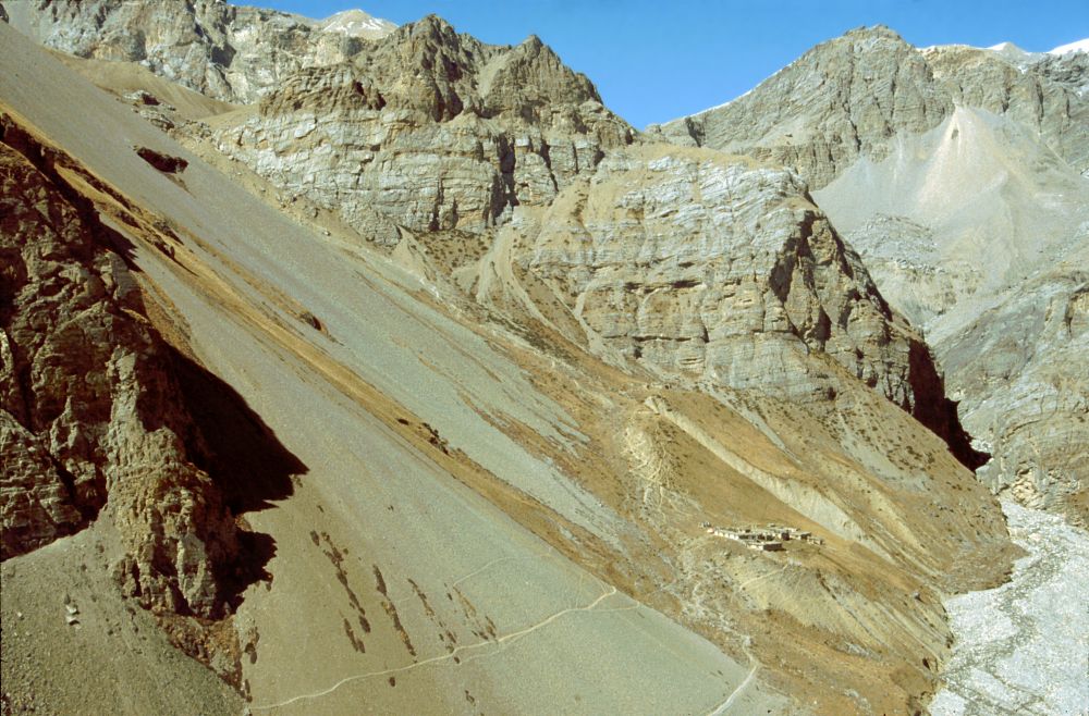 Noclehárna Thorung Phedi (4420 m)