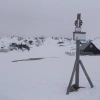 Popis: Na plání u chaty Sonnschienhutte (1523 m n.m.), spousta letních chat a salaší