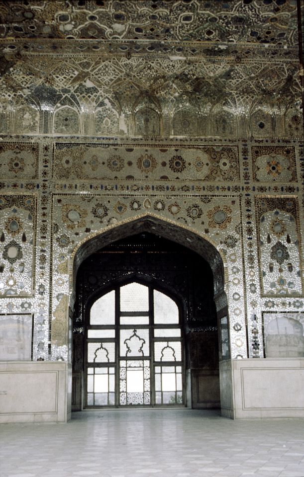 Láhaur, pevnost, zrcadlový palác