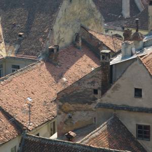 Brašov, střechy v centru starého města