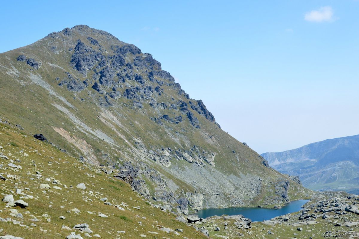 Pohled na Đeravici od Đeravických jezer