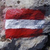 Popis: Nové kosovské turistické značení
