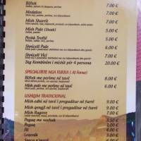 Popis: Bogë, turistické letovisko kosovského Prokletije, jídelníček v restauraci