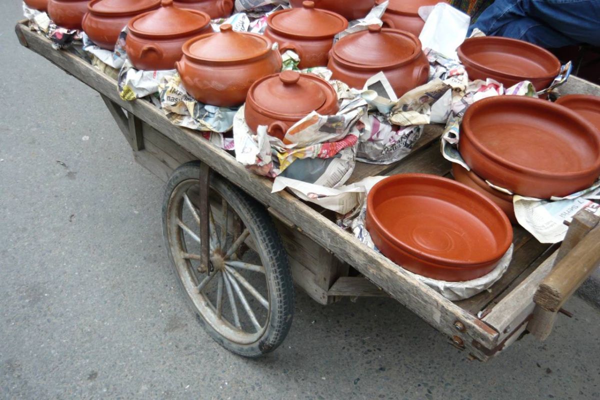 Kaçkar, prodej keramiky v městečku pod horami (foto Darča)