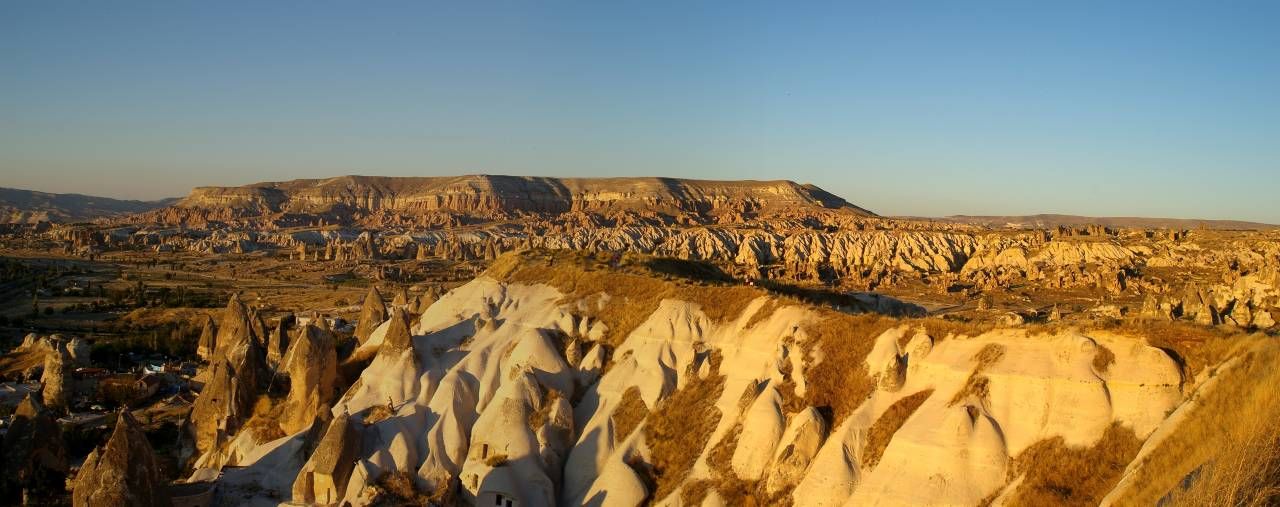 Kapadocie, západ slunce nad Göreme