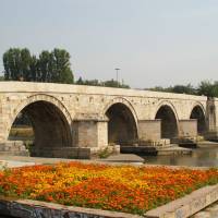 Popis: Skopje, kamenný most přes Vardar