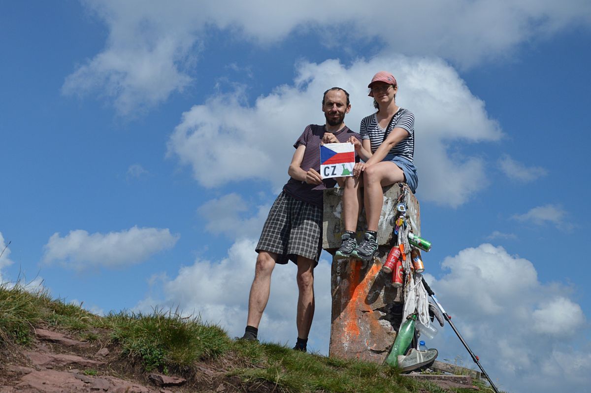 Na Midžoru, na nejvyšším bodu Srbska (2169 m); odpoledne tu jsou mraky