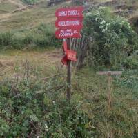 Popis: Nové rozcestníky a značky v okolí vesničky Topli do