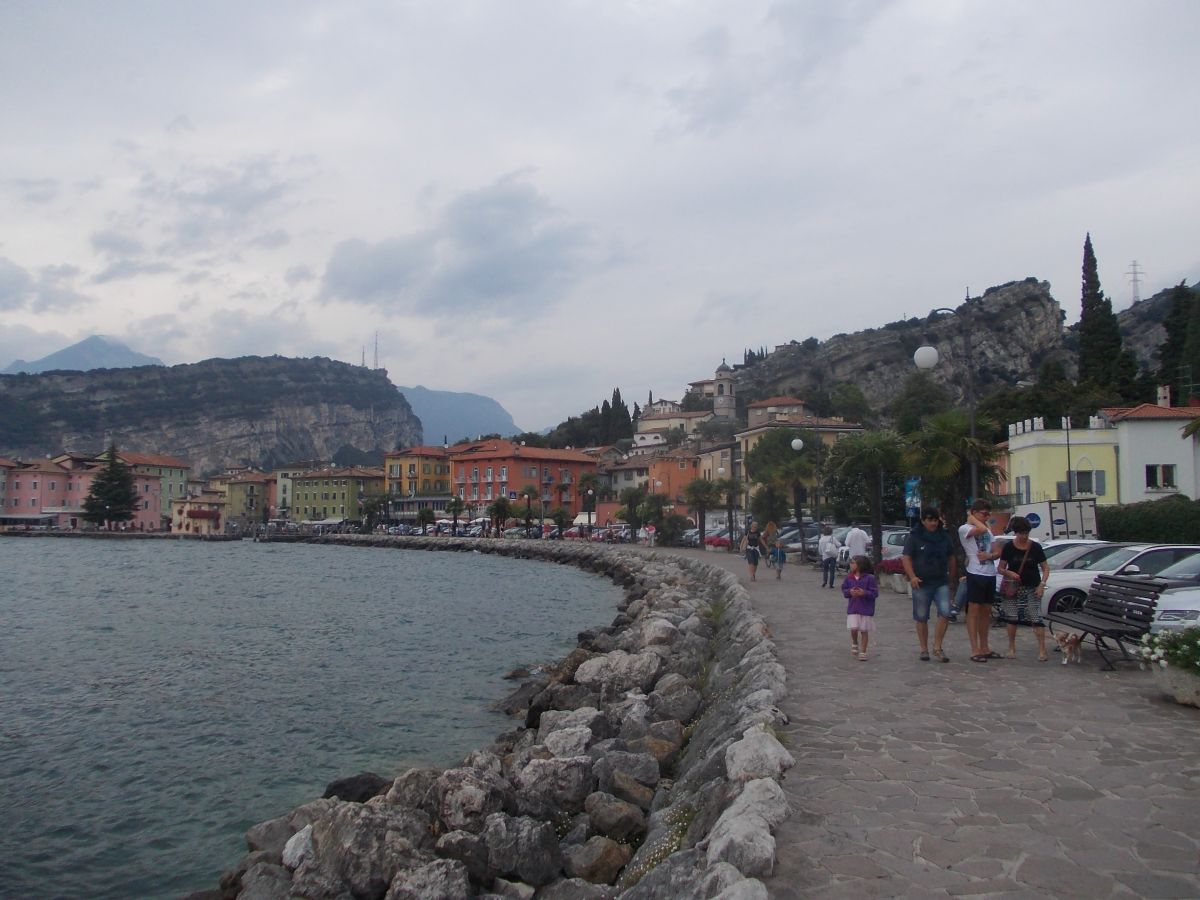 Lago di Garda - cíl naší cesty, městečko Torbole