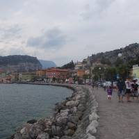 Popis: Lago di Garda - cíl naší cesty, městečko Torbole