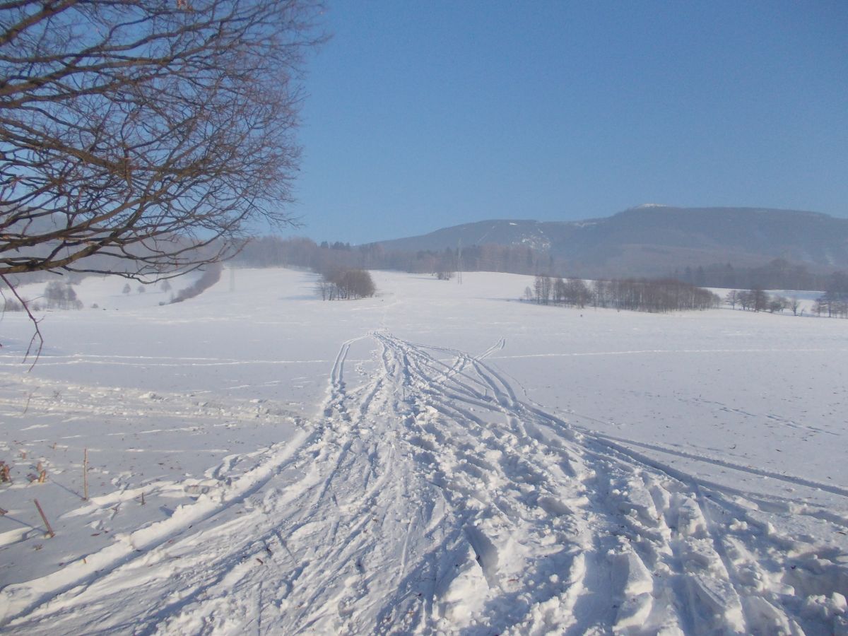 Nad Loučnou nad Desnou, rozhraní slunce, co bylo na horách a mlhy v údolí