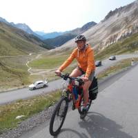 Popis: Paso Livigno (švýcarsko-italská hranice), jen o pár metrů nižší než Paso Bernina