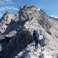 Popis: A skála vede až na vrchol Zugspitze