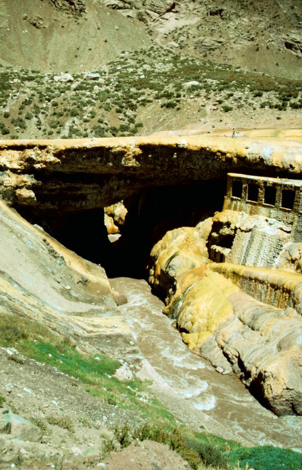 Travertinový most Puente del Inca