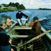 Popis: Chiloe, Chepu, převozník přes řeku