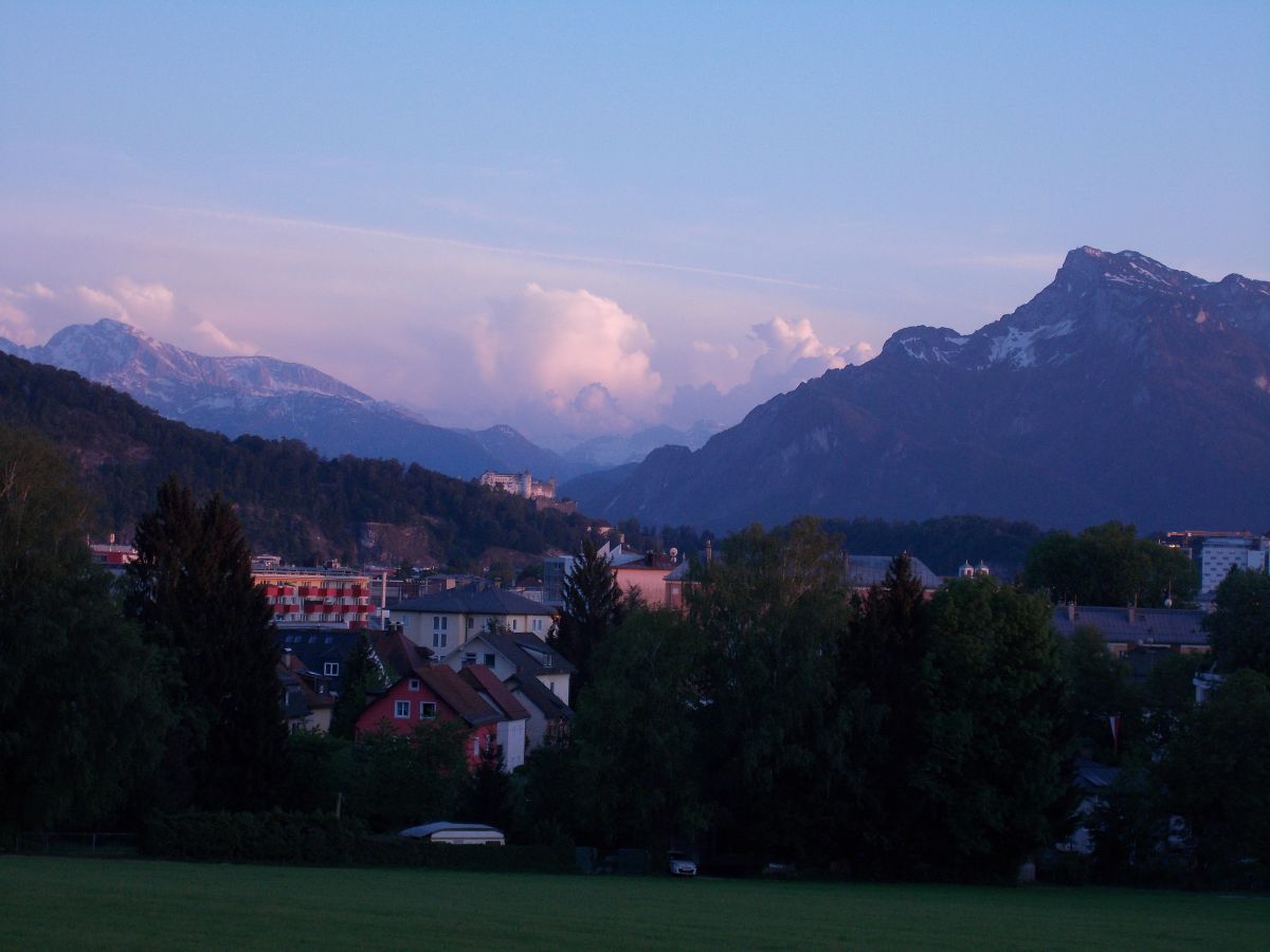 Salzburg od našeho kempu