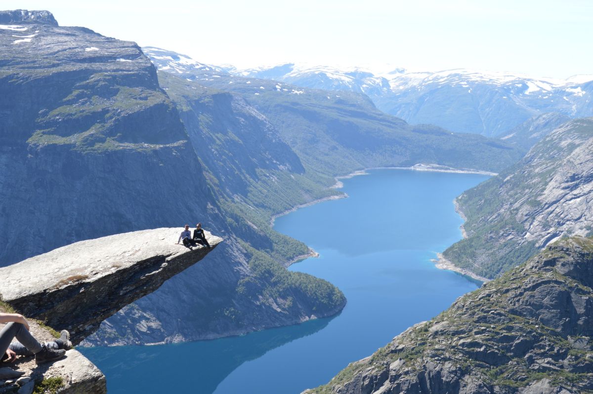 Trolltunga a přehrada Ringedalsvatnet