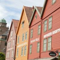 Popis: Bergen, stará část města Bryggen