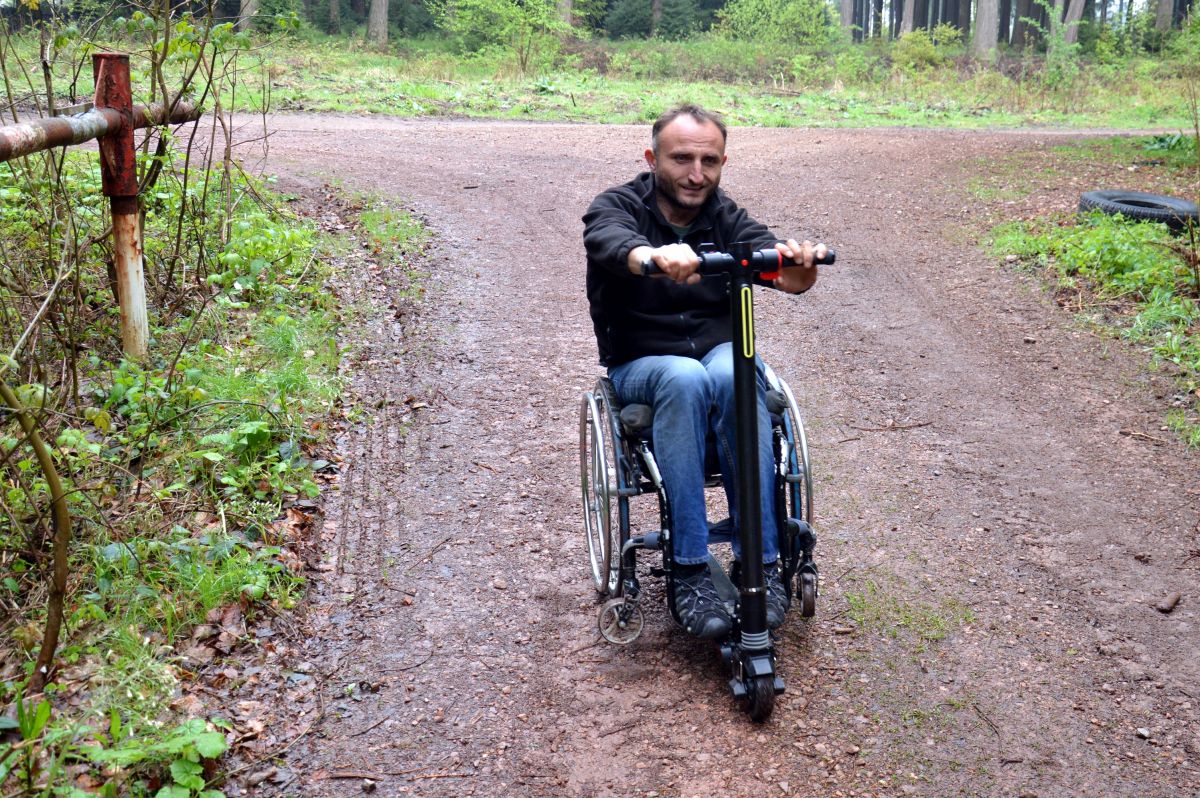 Nedaleko Břízkovce směrem k Padrťským rybníkům