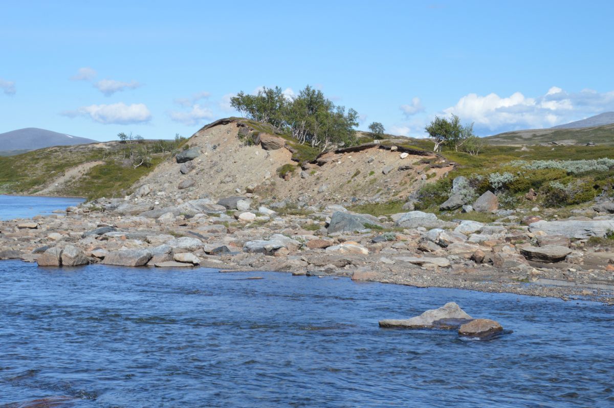 Jämtlandsfjällen, u říčky Handölan; detail morény