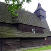 Popis: Jeden z nejstarších dřevěných kostelů v Hervantově
