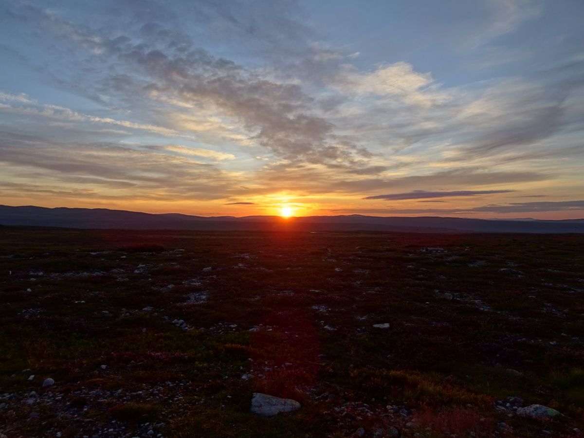 Långfjället - východ slunce v 5 ráno