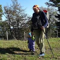 Popis: Docházíme na vrchol  Hintealm (1314 m)