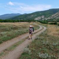 Popis: Opouštíme hory, Stará planina od městečka Kran