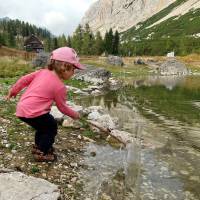 Popis: Dvojno jezero a Koča pri Triglavskih jezerih