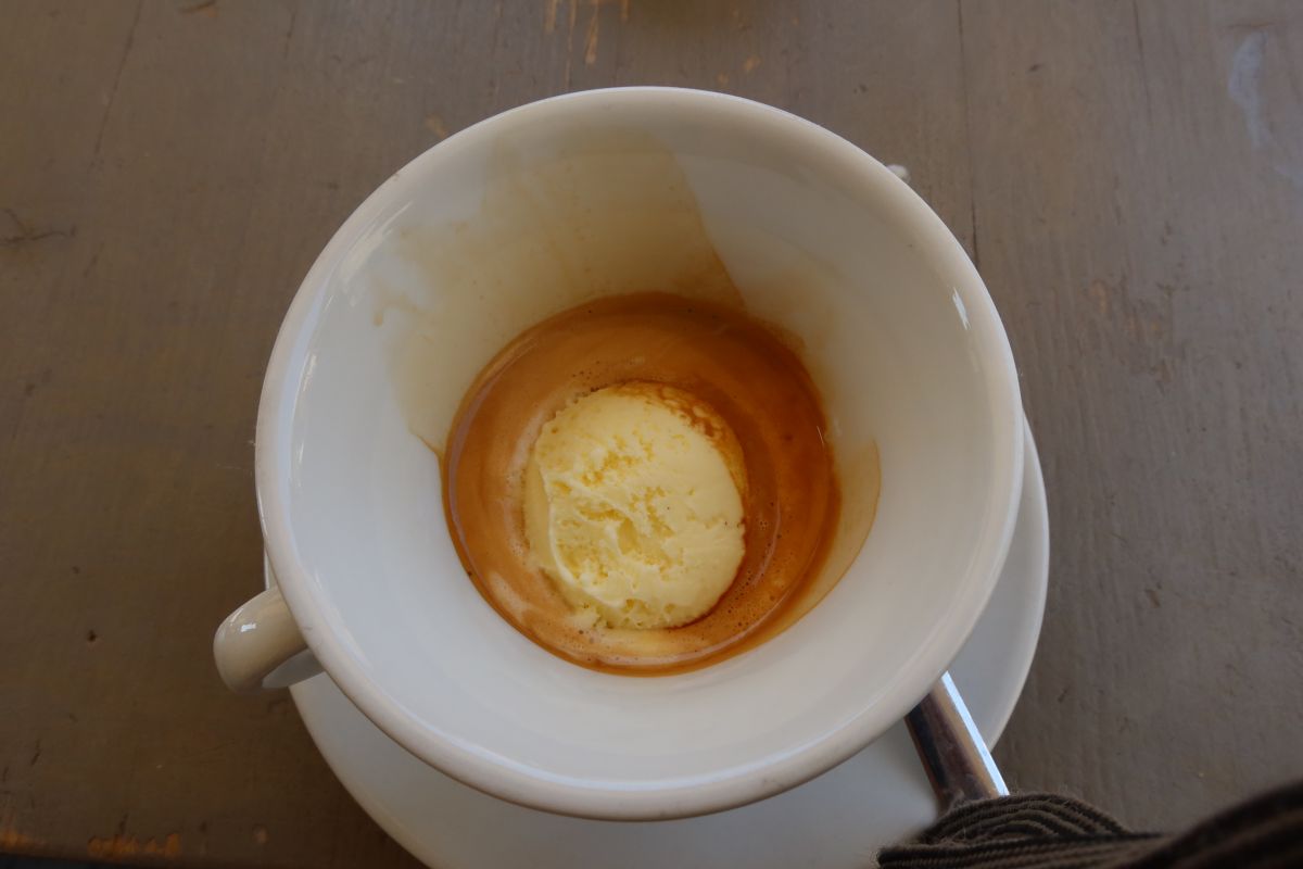 Montecatini Alto: první italská káva (zde se zmrzlinou)