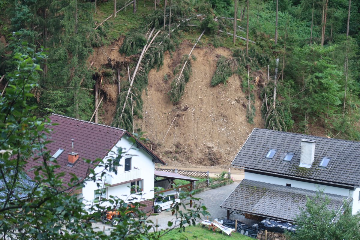 Slovenj Gradec: akutní hrozba dalšího sesuvu