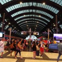 Popis: Milán, hlavní nádraží