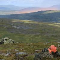 Popis: Nehoří hory… ale je to (spodní) duha